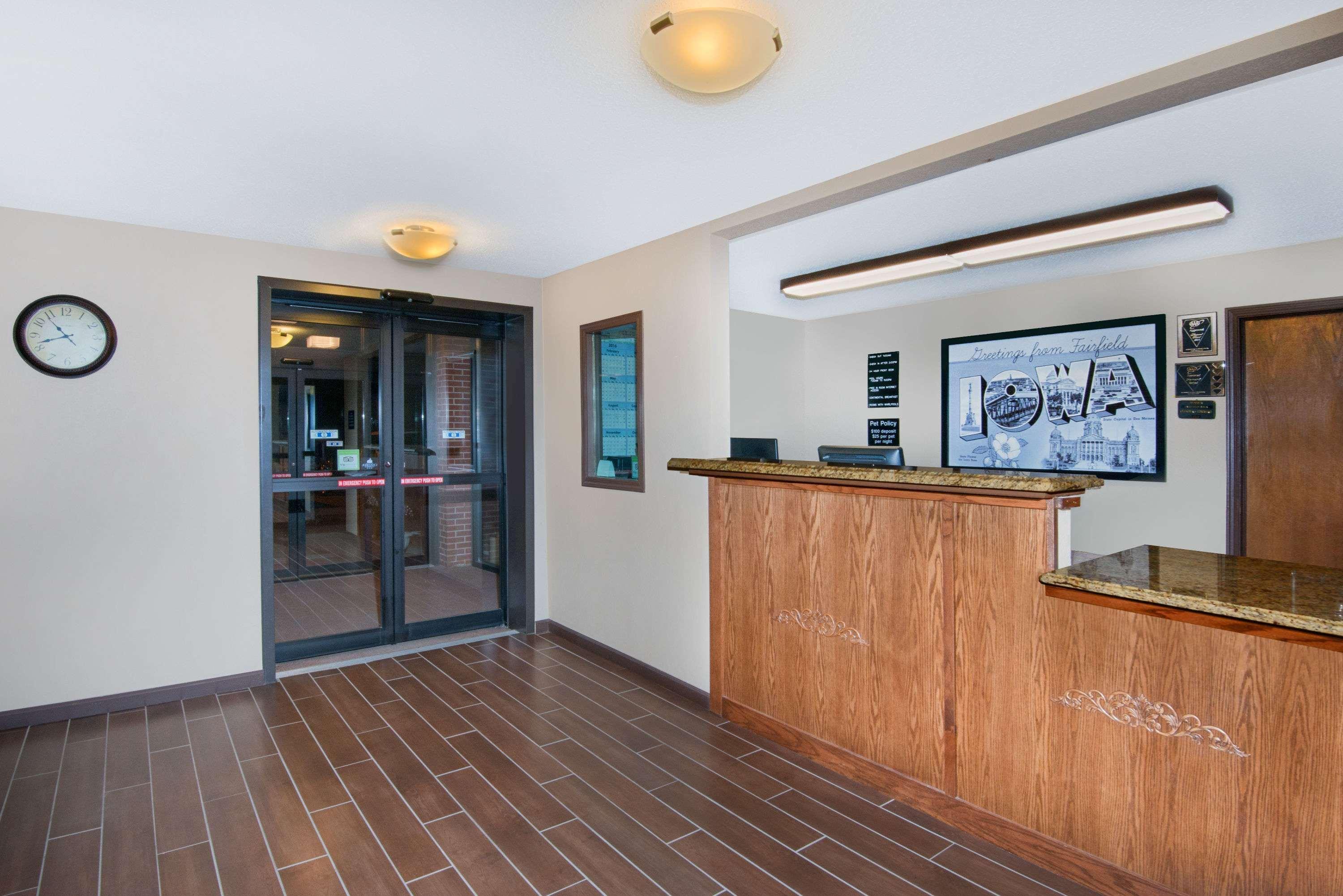 Super 8 By Wyndham Fairfield Otel Dış mekan fotoğraf